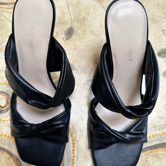 Nine West Black Twist-Front Heels - Picture 7 of 7